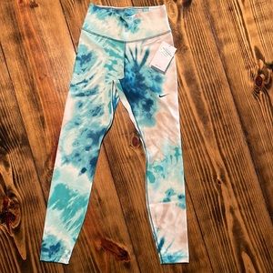 Women’s Nike tie-die Tights. Size XS. Brand New with tags.